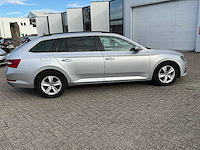 2019 skoda superb personenauto - afbeelding 30 van  32