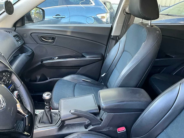 2019 ssangyong xlv - afbeelding 34 van  40