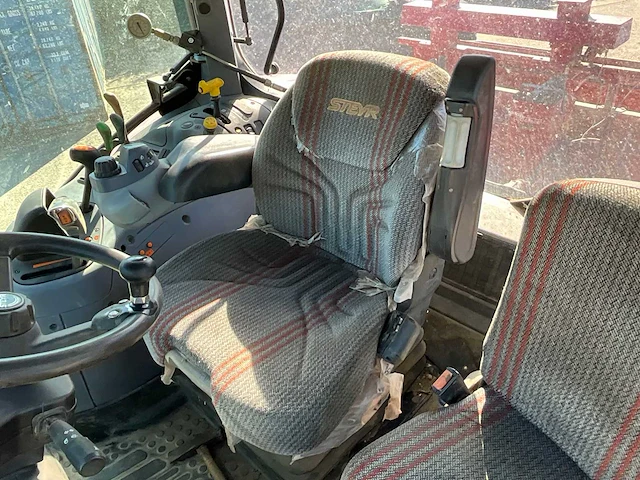 2019 steyr profi4135 vierwielaangedreven landbouwtractor - afbeelding 16 van  64
