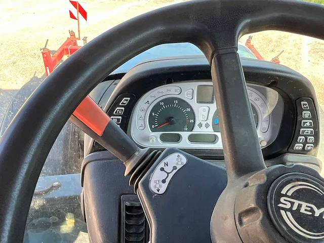 2019 steyr profi4135 vierwielaangedreven landbouwtractor - afbeelding 19 van  64