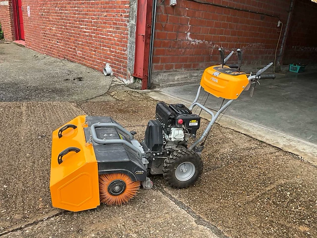 2019 stiga swr 2804 s borstelmachine - afbeelding 11 van  18