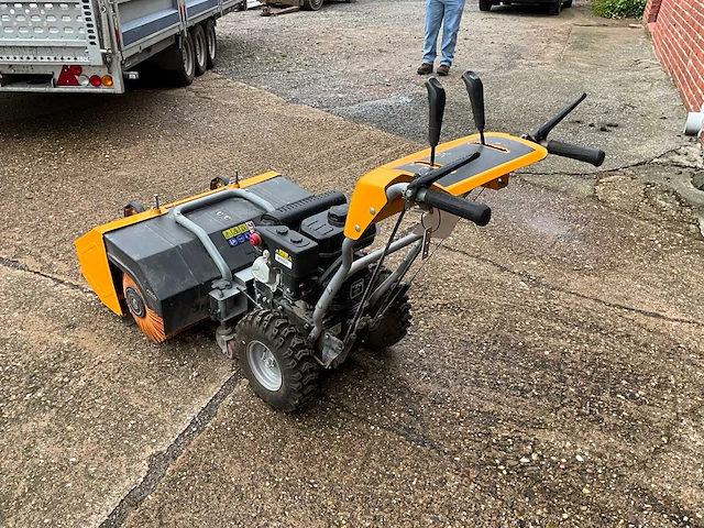 2019 stiga swr 2804 s borstelmachine - afbeelding 13 van  18