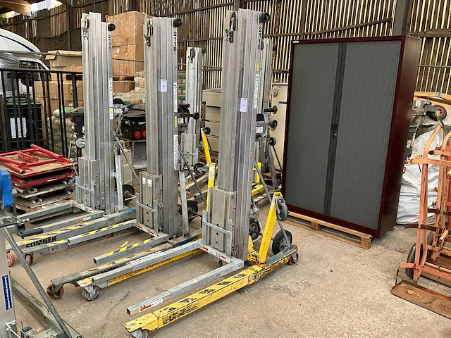 2019 sumner materiaallift - afbeelding 1 van  5