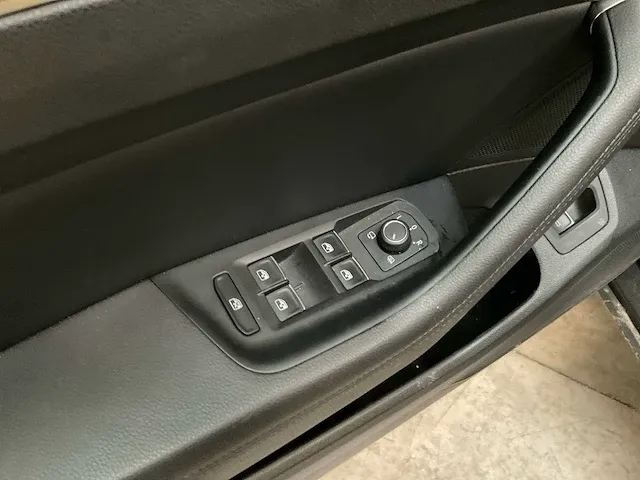 2019 volkswagen passat personenauto - afbeelding 4 van  15