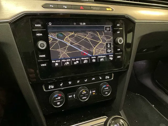 2019 volkswagen passat personenauto - afbeelding 7 van  15