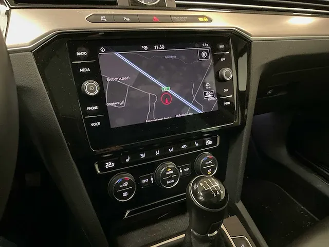 2019 volkswagen passat personenauto - afbeelding 6 van  15