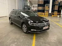 2019 volkswagen passat personenauto - afbeelding 8 van  15