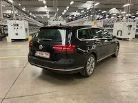 2019 volkswagen passat personenauto - afbeelding 9 van  15