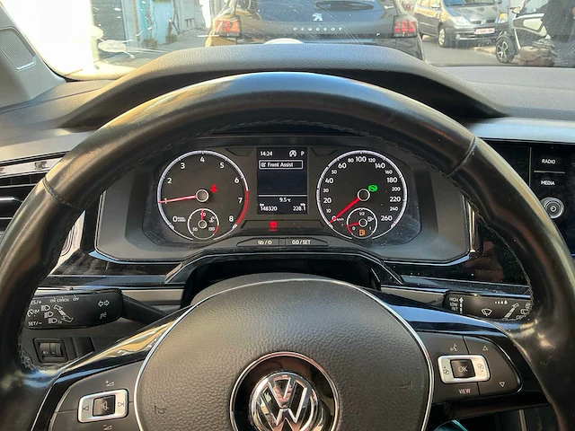 2019 volkswagen polo personenauto's - afbeelding 10 van  24