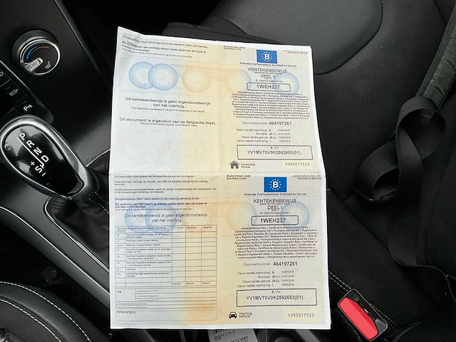 2019 volvo v40 personenauto diesel - afbeelding 17 van  32