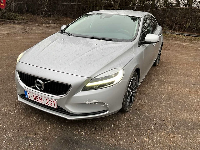 2019 volvo v40 personenauto diesel - afbeelding 12 van  32