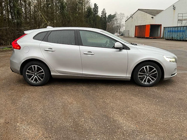 2019 volvo v40 personenauto diesel - afbeelding 28 van  32
