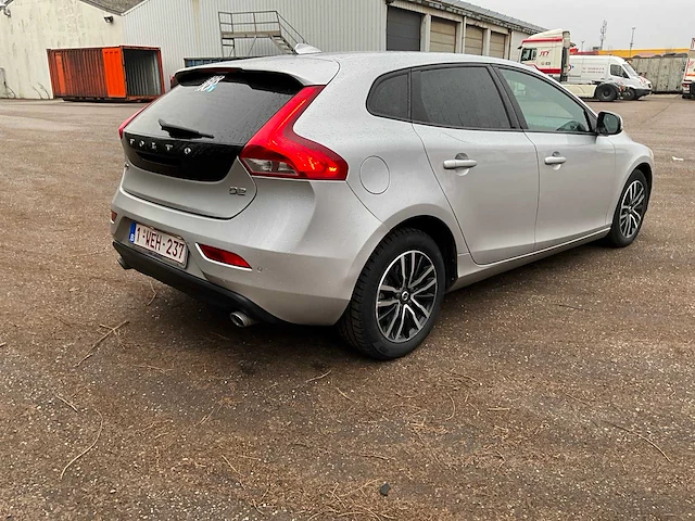 2019 volvo v40 personenauto diesel - afbeelding 29 van  32
