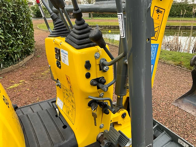 2019 wacker neuson 803 minigraafmachine met *157,9 draaiuren* - afbeelding 17 van  49
