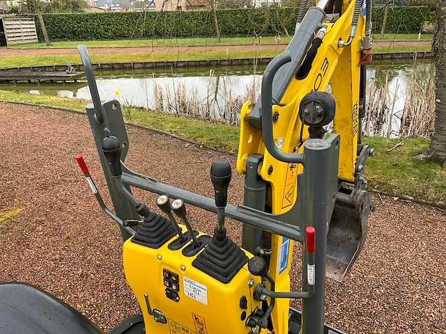 2019 wacker neuson 803 minigraafmachine met *157,9 draaiuren* - afbeelding 18 van  49