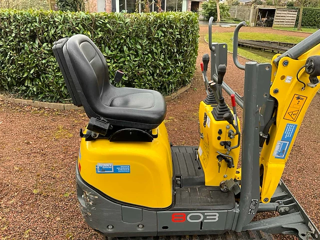 2019 wacker neuson 803 minigraafmachine met *157,9 draaiuren* - afbeelding 19 van  49