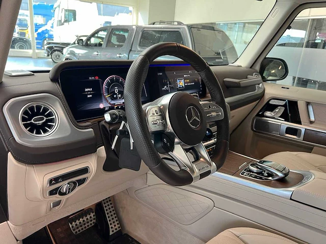 2020 - mercedes-benz amg g 63 lichte vracht - personenauto - afbeelding 19 van  41
