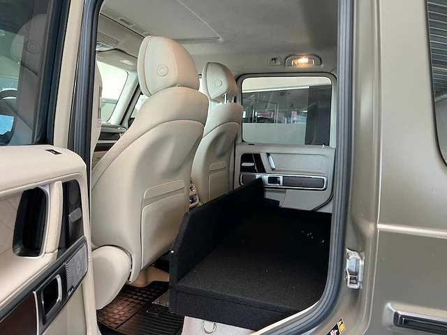2020 - mercedes-benz amg g 63 lichte vracht - personenauto - afbeelding 22 van  41