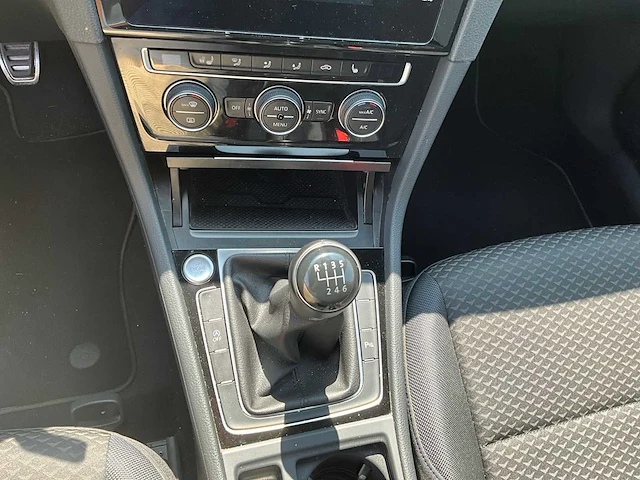 2020 - volkswagen golf variant - personenauto - afbeelding 20 van  36