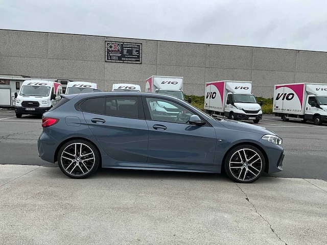 2020 bmw 118d m pakket personenauto - afbeelding 10 van  65