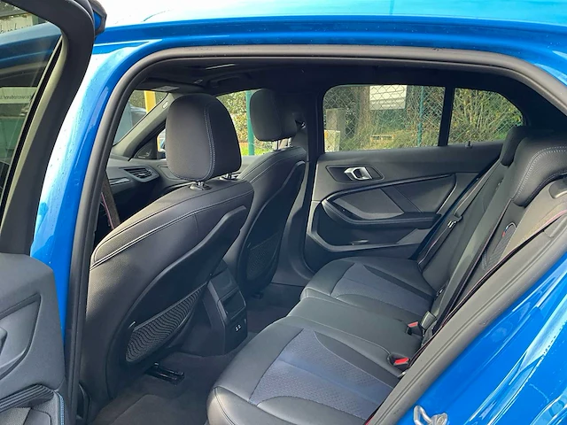 2020 bmw 118i m performance pakket - afbeelding 40 van  50