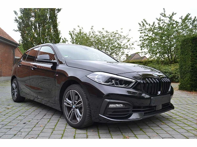 2020 bmw 118i sport line - personenauto - afbeelding 8 van  15