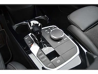 2020 bmw 118i sport line - personenauto - afbeelding 15 van  15