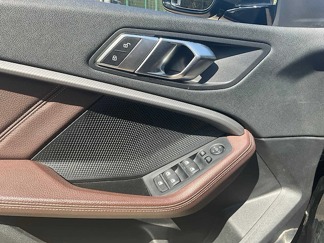 2020 bmw 120d xdrive m pakket personenauto - afbeelding 20 van  48
