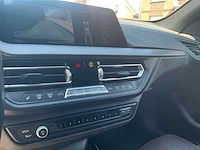 2020 bmw 120d xdrive m pakket personenauto - afbeelding 31 van  48