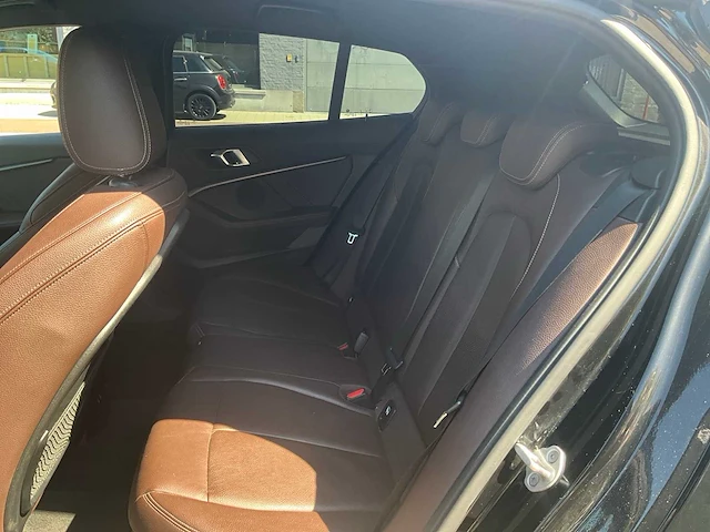 2020 bmw 120d xdrive m pakket personenauto - afbeelding 34 van  48