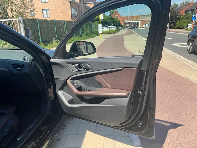 2020 bmw 120d xdrive m pakket personenauto - afbeelding 39 van  48