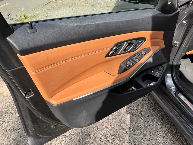 2020 bmw 330e - afbeelding 20 van  39