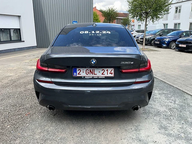 2020 bmw 330e - afbeelding 34 van  39