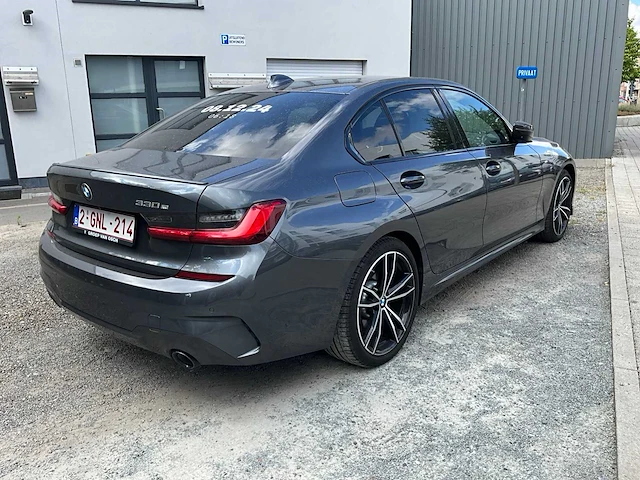 2020 bmw 330e - afbeelding 35 van  39
