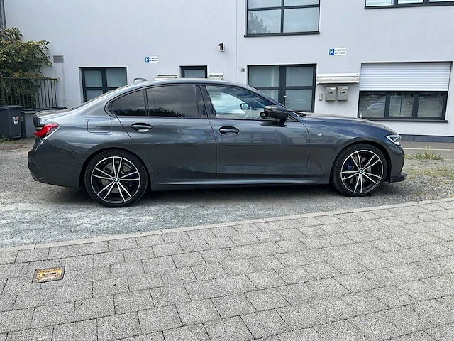 2020 bmw 330e - afbeelding 36 van  39