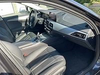 2020 bmw 518d hybride personenauto - afbeelding 26 van  39