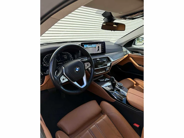 2020 bmw 530e luxery line - personenauto - afbeelding 4 van  26