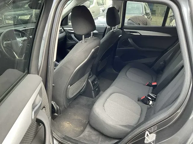 2020 bmw x1 sdrive18i personenauto - afbeelding 10 van  11