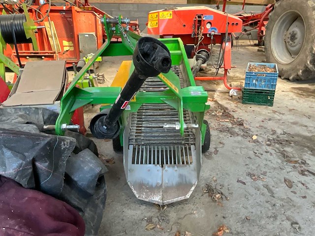 2020 bomet upus aardappelrooier - afbeelding 11 van  13