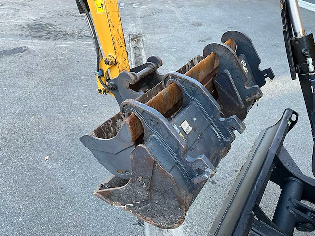 2020 cat 303.5e2 minigraafmachine - afbeelding 5 van  32
