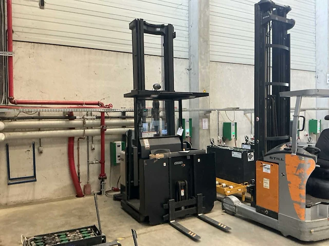 2020 crown sp 3522-1.0 reach truck - afbeelding 1 van  5
