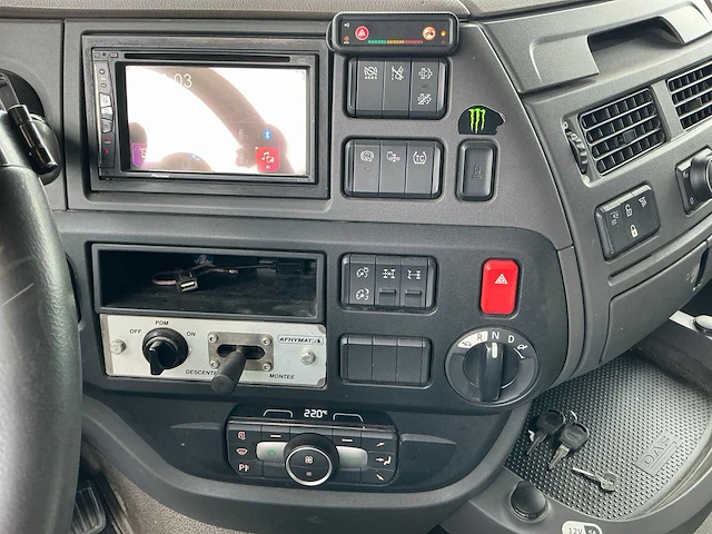 2020 daf 106 xf 480 spacecab vrachtwagen trekker - afbeelding 3 van  25