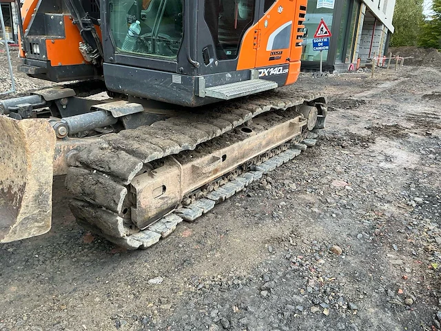 2020 doosan crawler excavator dx140lcr rupsgraafmachine - afbeelding 9 van  59