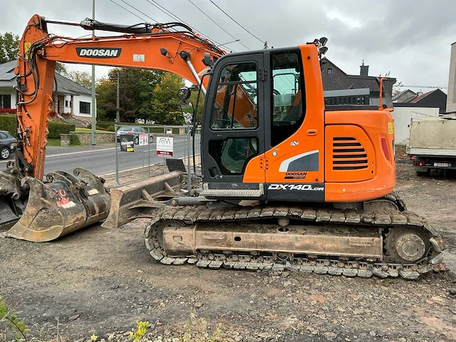 2020 doosan crawler excavator dx140lcr rupsgraafmachine - afbeelding 12 van  59