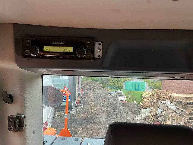 2020 doosan crawler excavator dx140lcr rupsgraafmachine - afbeelding 42 van  59