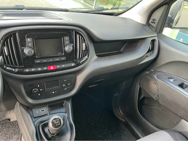 2020 fiat doblo lichte vracht - afbeelding 17 van  48
