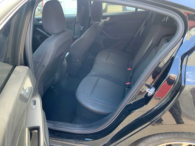 2020 ford focus st-line personenauto - afbeelding 10 van  23