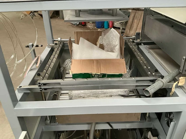 2020 hua xiang hx-2224a dieptrekmachine - afbeelding 13 van  26