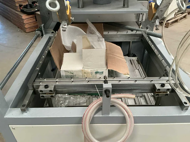 2020 hua xiang hx-2224a dieptrekmachine - afbeelding 16 van  26
