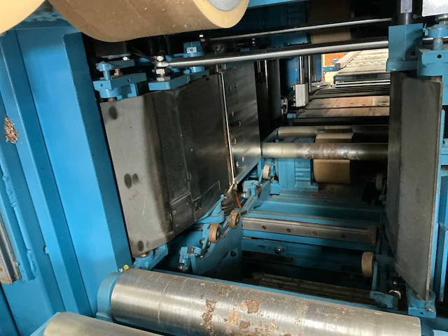 2020 hundegger hm4-400 volautomatische schaafmachine - afbeelding 15 van  20